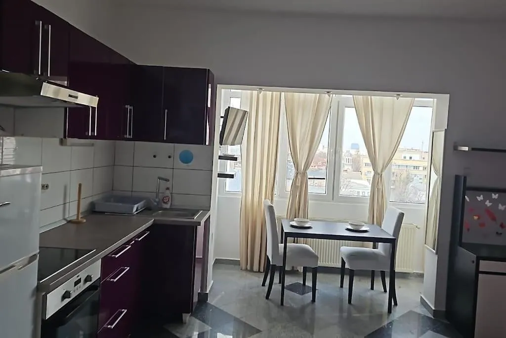 Nice Studio In The Heart Of City Bucharest